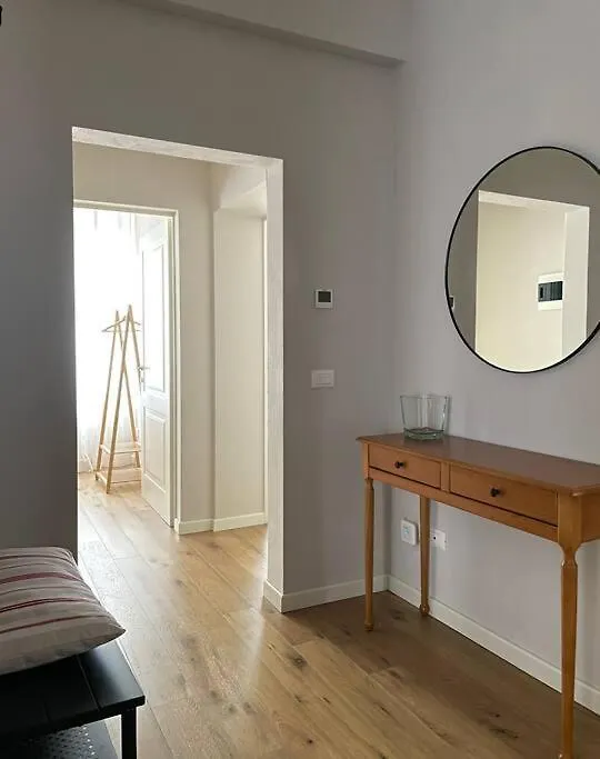 Apartment Appartamento Con Terrazza E Parcheggio Privato Pontedera Italy